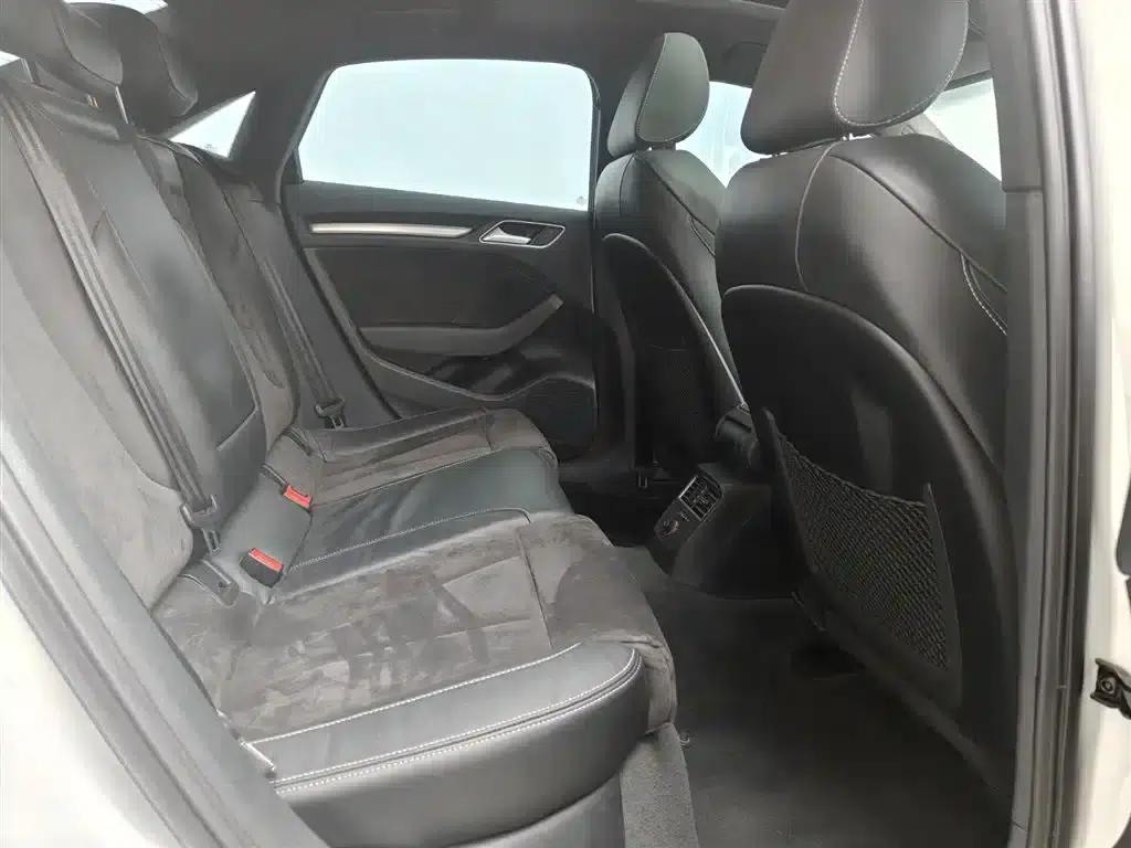 Audi S3 2015 Model S3 2.0T Limousine — миниатюра 13