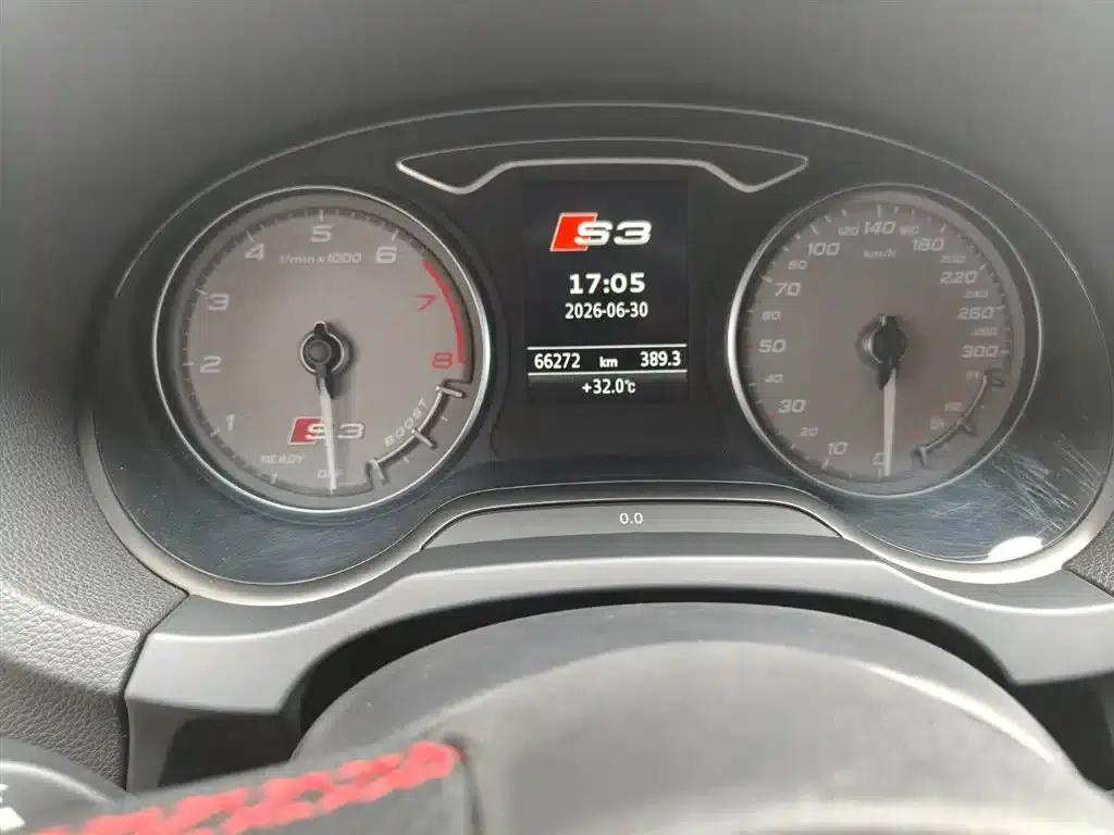Audi S3 2015 Model S3 2.0T Limousine — миниатюра 6