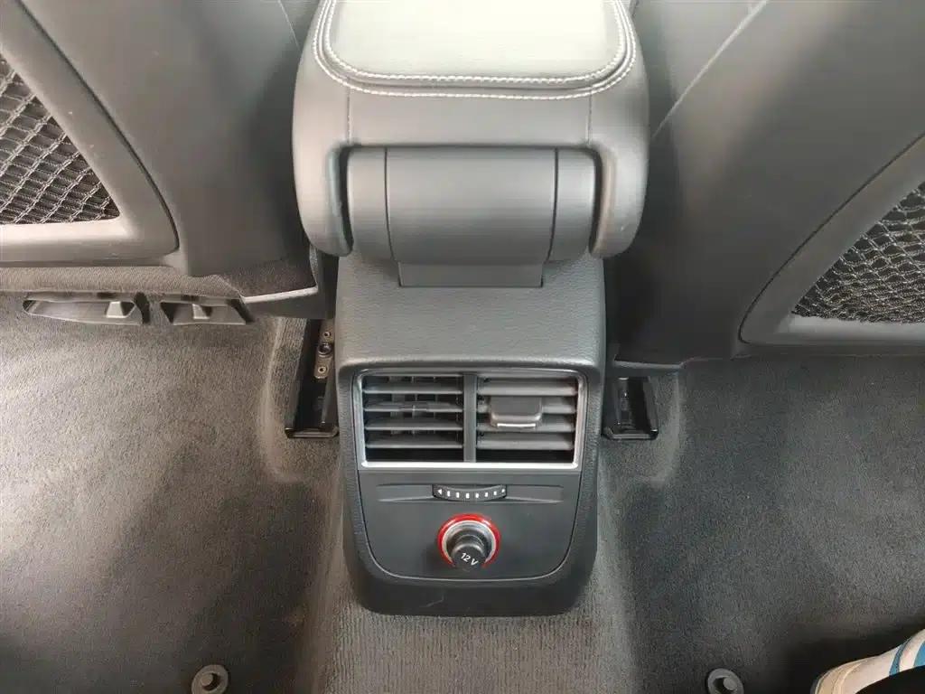 Audi S3 2015 Model S3 2.0T Limousine — миниатюра 10