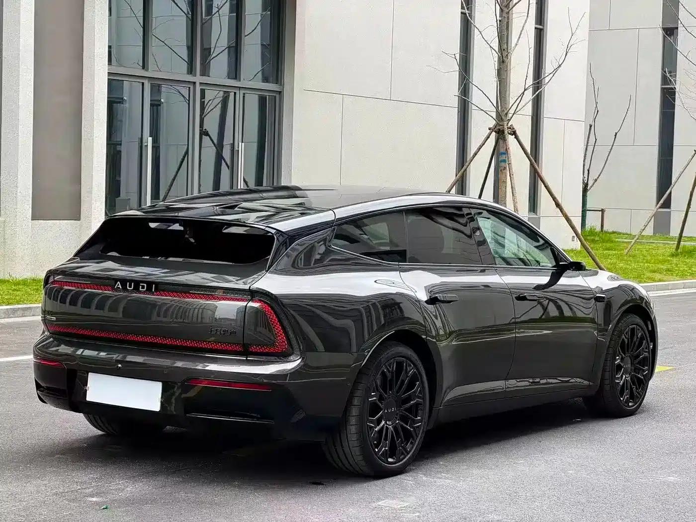Audi E5 Sportback 2026 Model: quattro Performance Edition — миниатюра 4