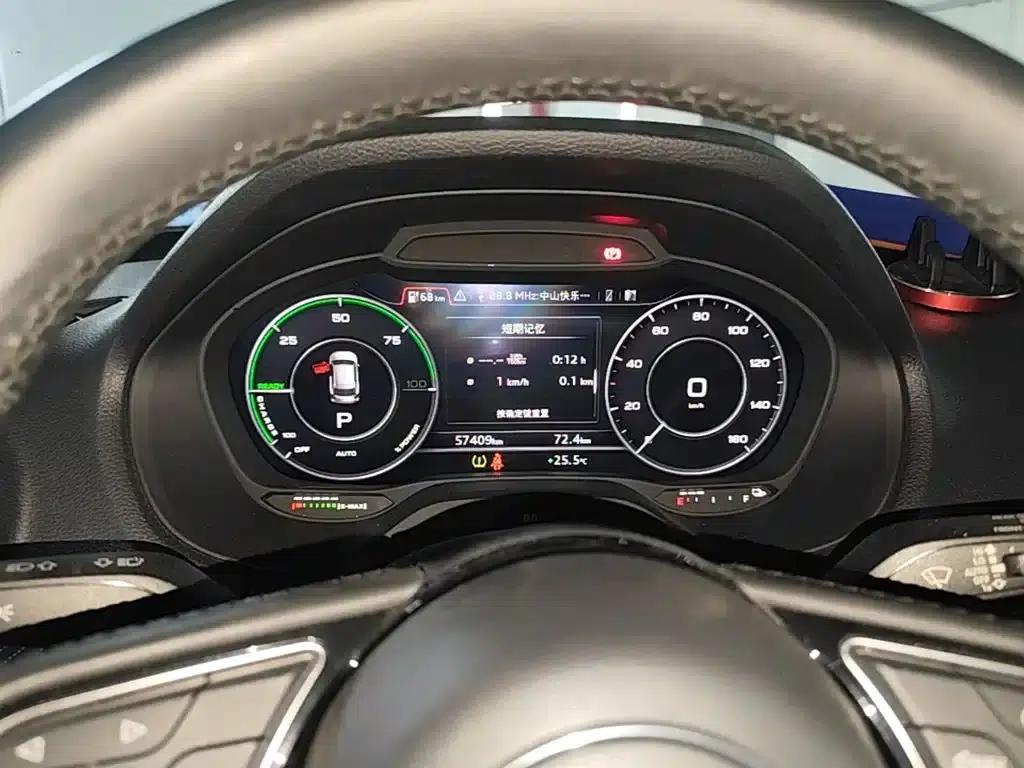 Audi Q2L e-tron 2019 Q2L e-tron Pure Electric Smart Edition — миниатюра 5