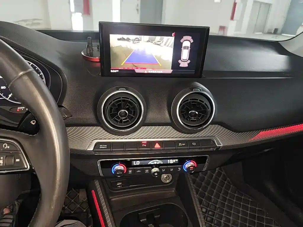 Audi Q2L e-tron 2019 Q2L e-tron Pure Electric Smart Edition — миниатюра 6
