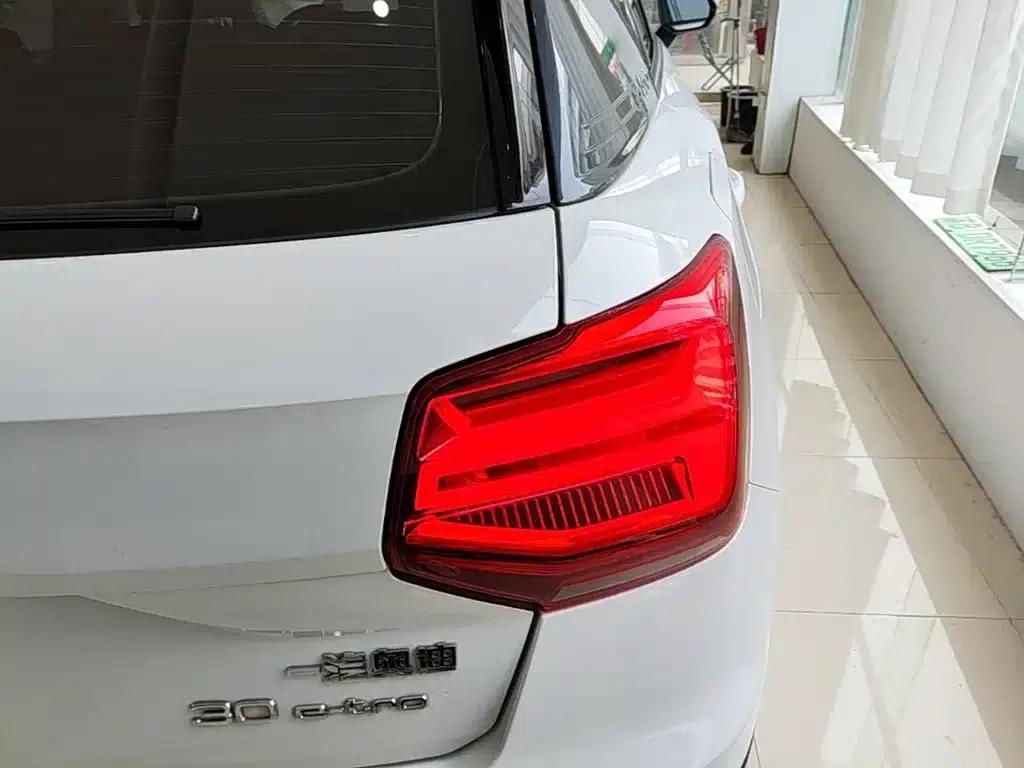 Audi Q2L e-tron 2019 Q2L e-tron Pure Electric Smart Edition — миниатюра 8