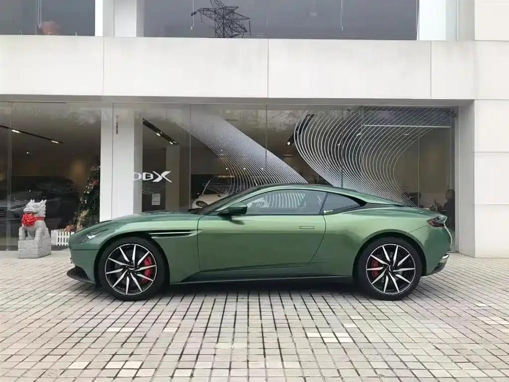 Aston Martin DB11 2019 4.0T V8 Coupe — миниатюра 2