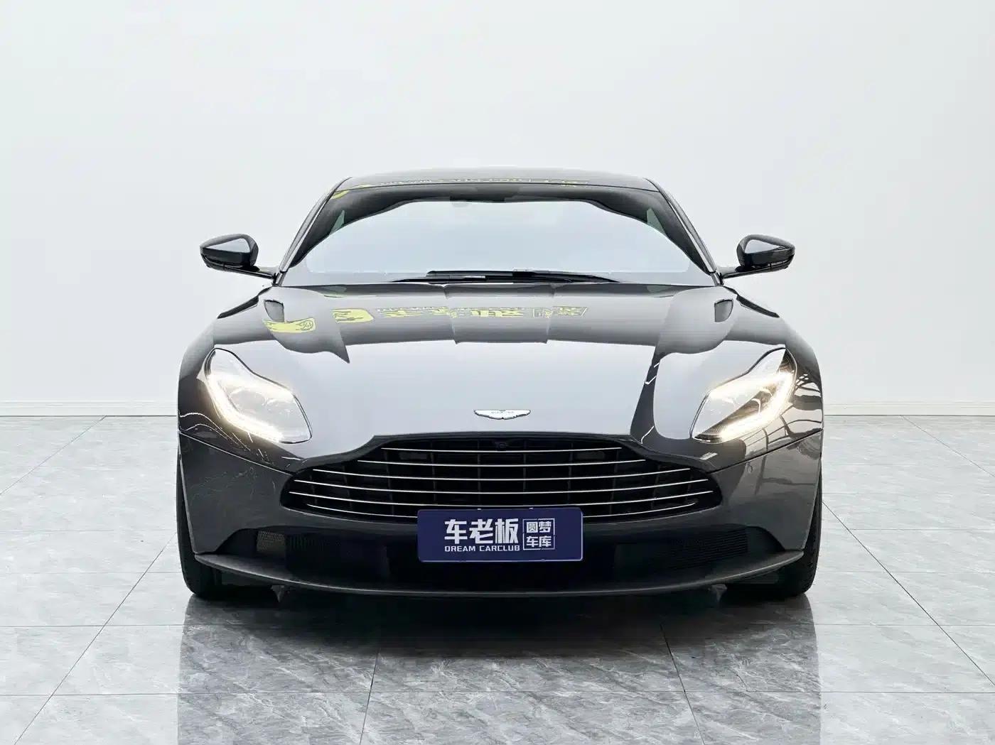 Aston Martin DB11 2022 4.0T V8 Coupe — миниатюра 2