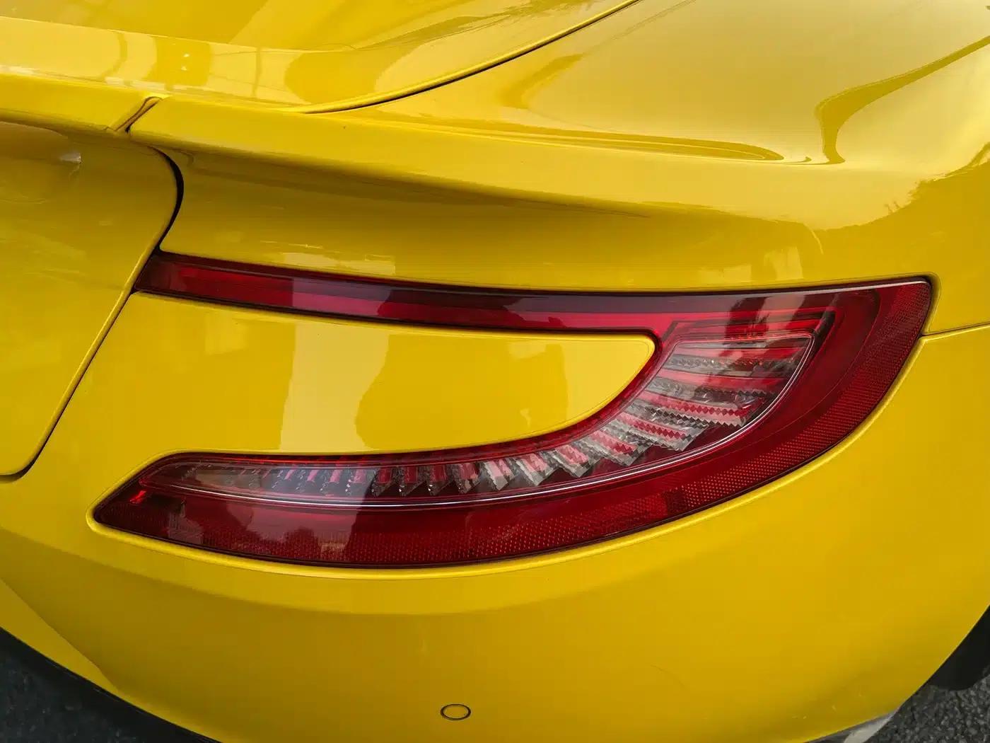 2013 Vanquish 6.0L Standard Model — миниатюра 4