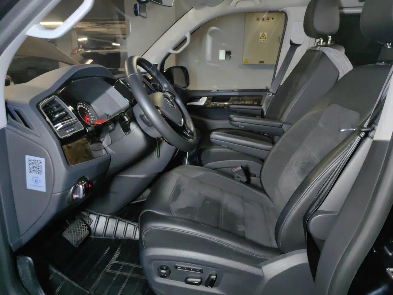 Volkswagen Multivan 2018 2.0 TSI 4x4 Prestige Edition 7-Seater — миниатюра 15