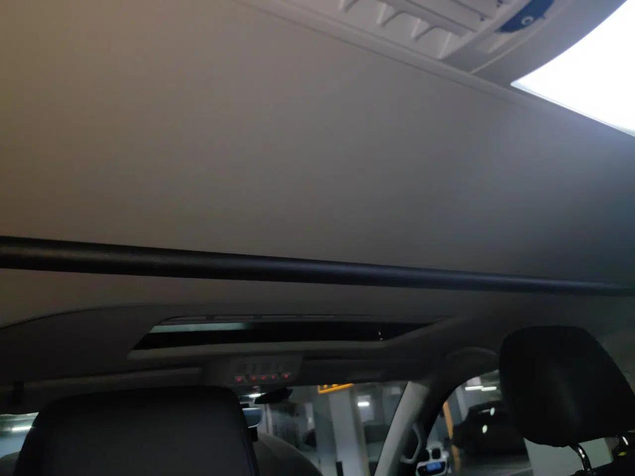Volkswagen Multivan 2018 2.0 TSI 4x4 Prestige Edition 7-Seater — миниатюра 18