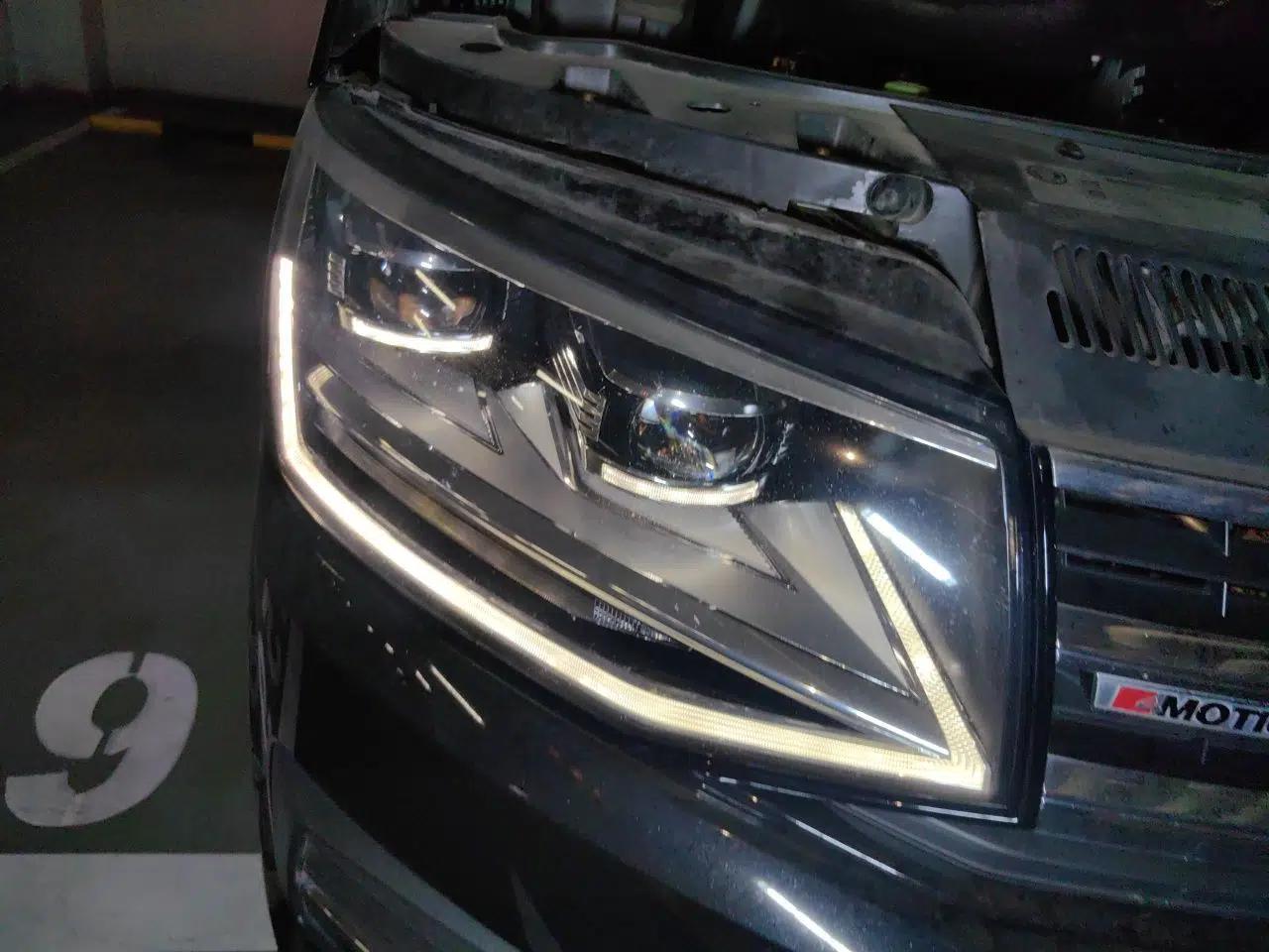 Volkswagen Multivan 2018 2.0 TSI 4x4 Prestige Edition 7-Seater — миниатюра 7