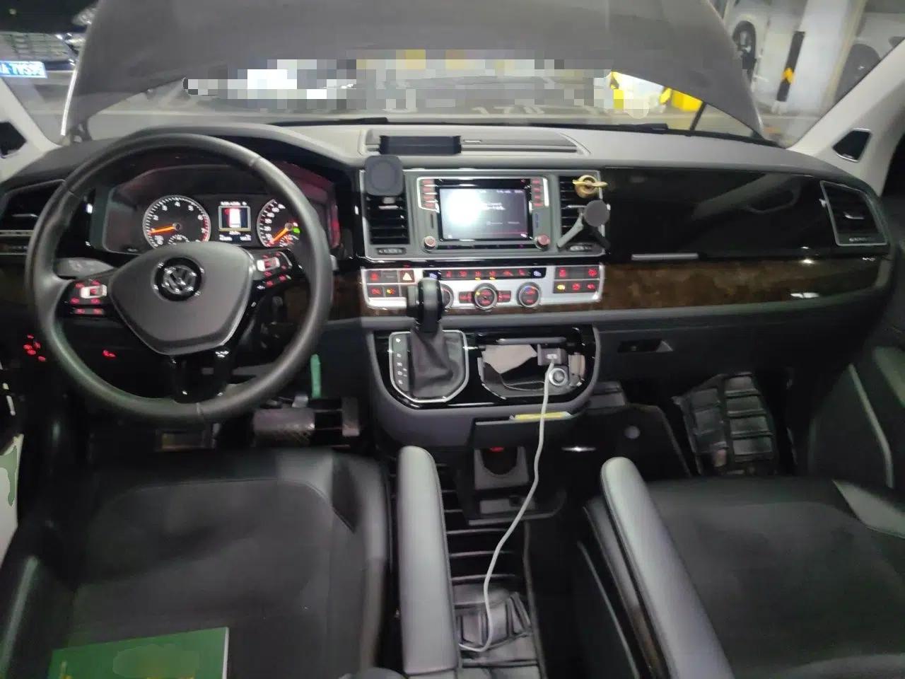 Volkswagen Multivan 2018 2.0 TSI 4x4 Prestige Edition 7-Seater — миниатюра 9