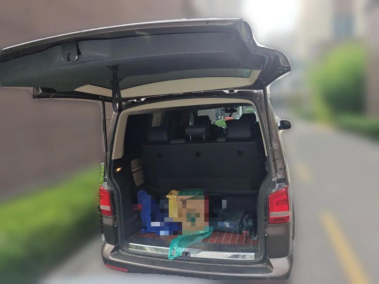 Volkswagen Multivan 2012 2.0 TSI Four-Wheel Drive Deluxe Edition — миниатюра 19