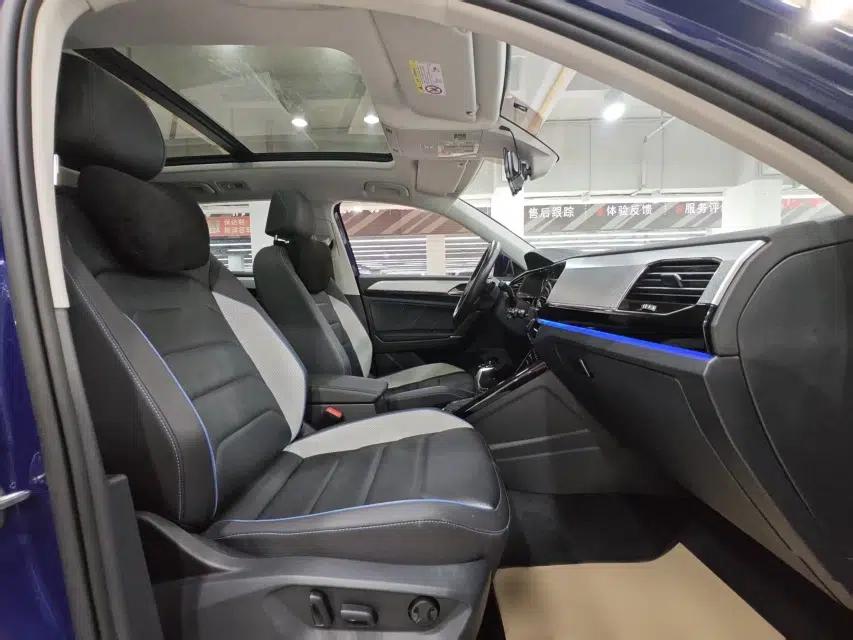 Volkswagen Tayron GTE Plug-in Hybrid 2020 1.4T Luxury Model — миниатюра 36