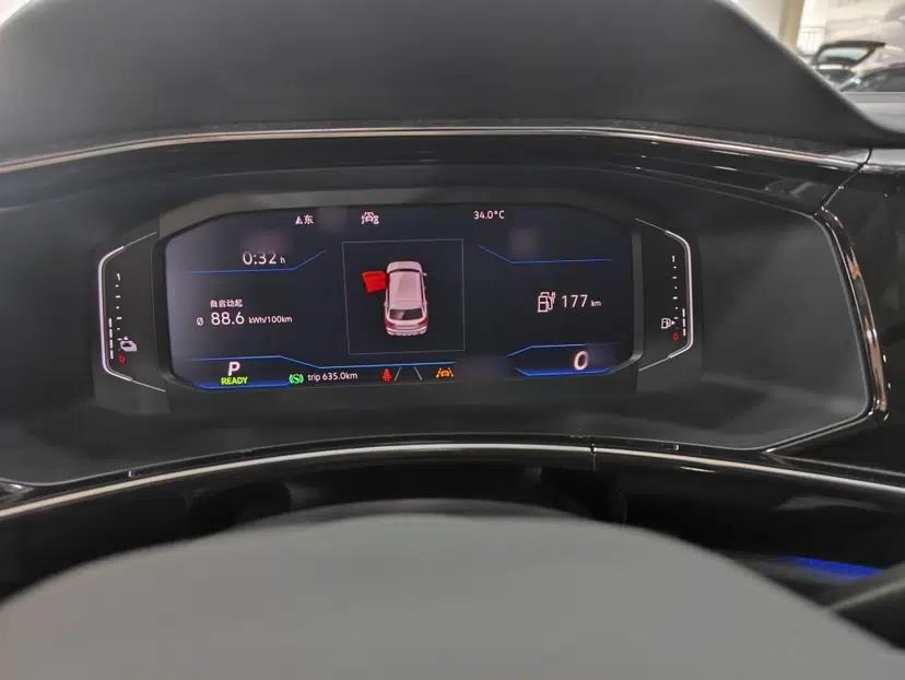 Volkswagen Tayron GTE Plug-in Hybrid 2020 1.4T Luxury Model — миниатюра 41