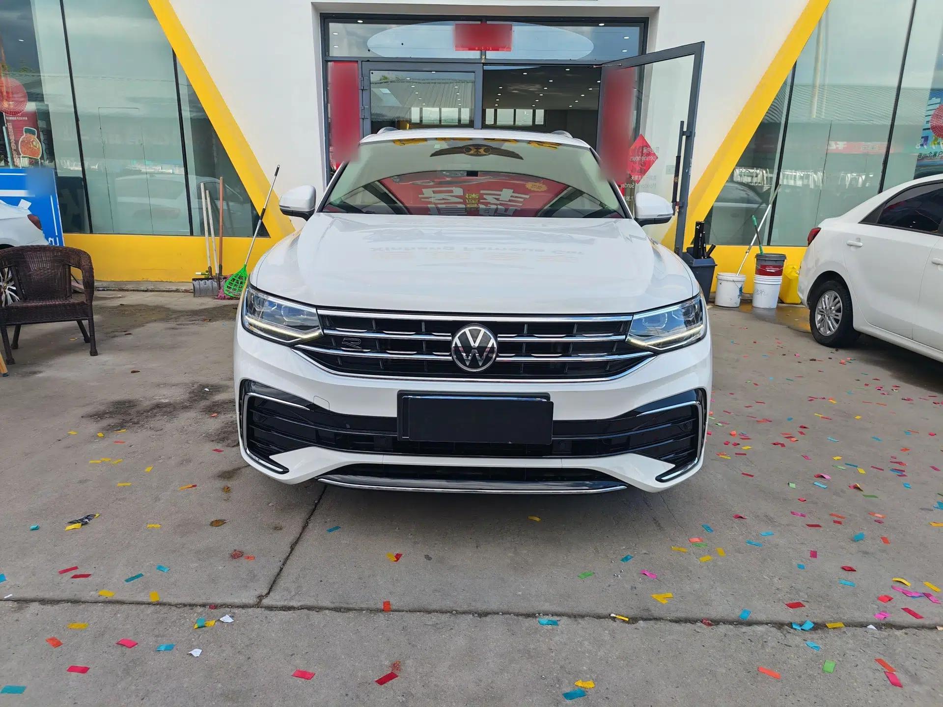 Volkswagen Tiguan X 2021 330TSI Two-Wheel Drive Enjoyment Version — миниатюра 2