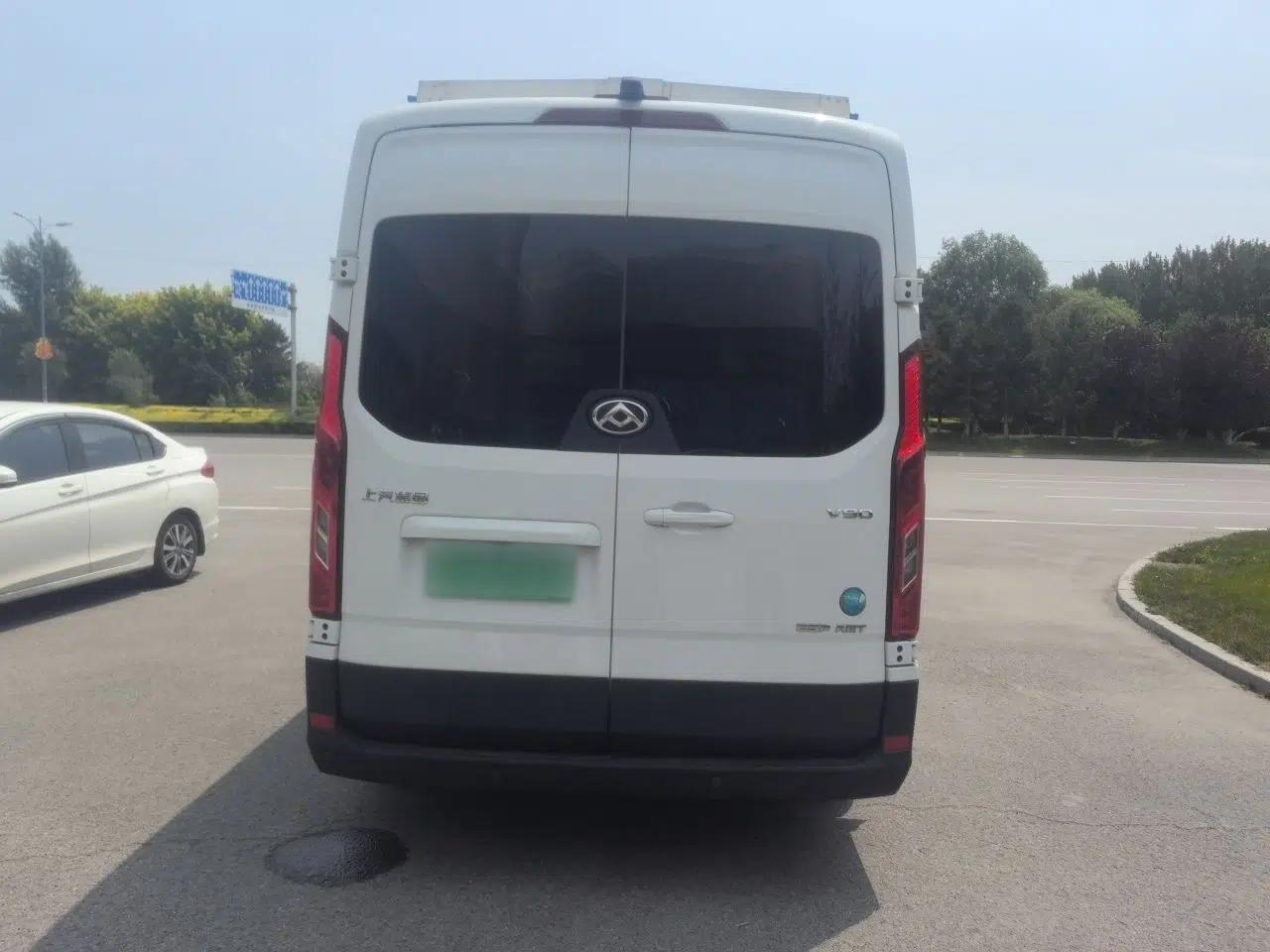 SAIC MAXUS Xintu V90 2023, 2.0-liter engine, 6 seats, automatic transmission, domestically produced, 10 kWh battery, solar panels, air conditioning, refrigerator. — миниатюра 5