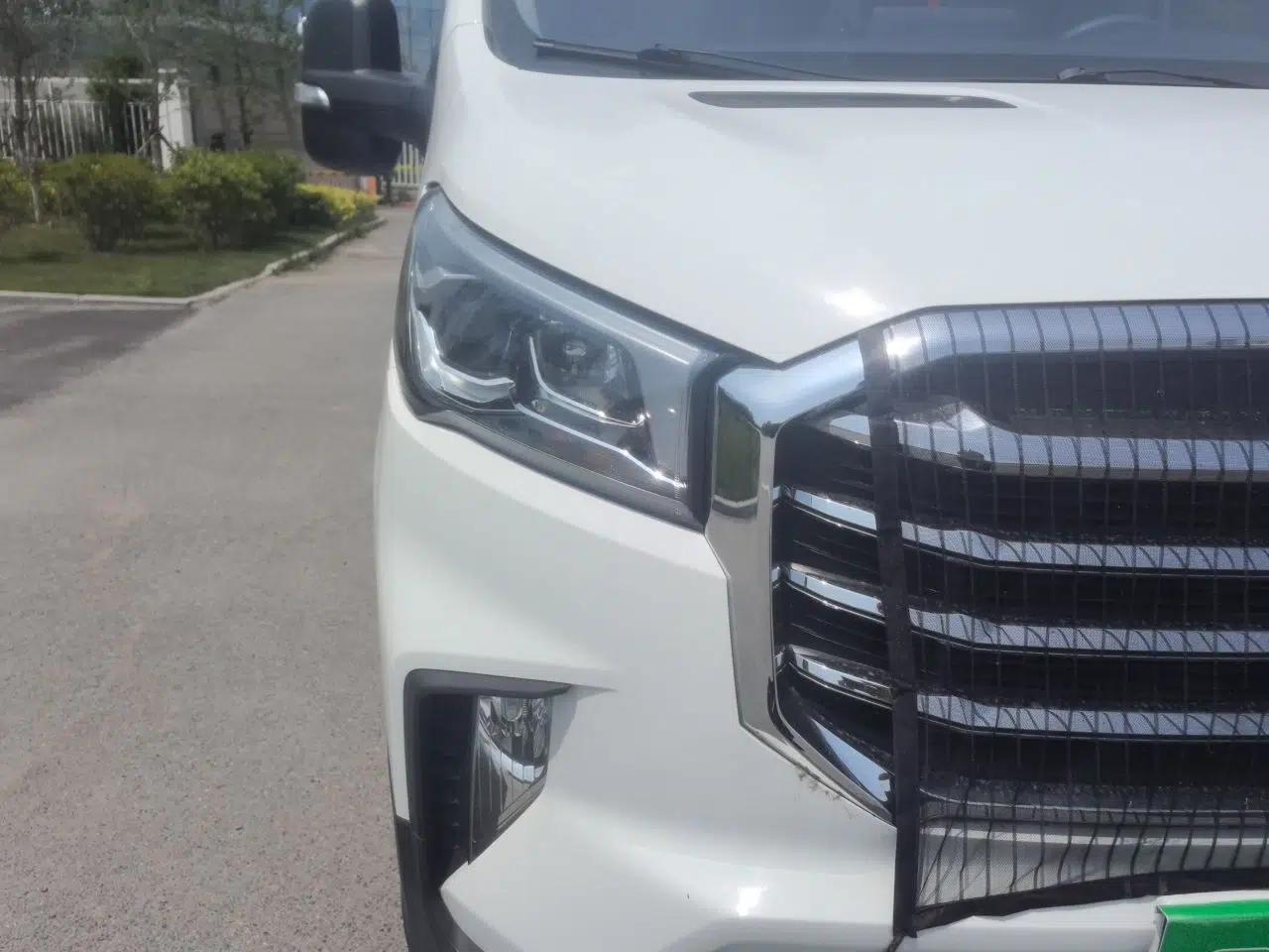 SAIC MAXUS Xintu V90 2023, 2.0-liter engine, 6 seats, automatic transmission, domestically produced, 10 kWh battery, solar panels, air conditioning, refrigerator. — миниатюра 7