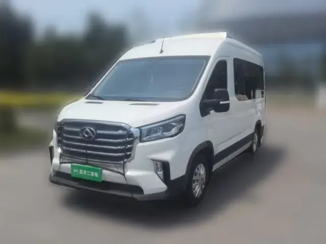 SAIC MAXUS Xintu V90 2023, 2.0-liter engine, 6 seats, automatic transmission, domestically produced, 10 kWh battery, solar panels, air conditioning, refrigerator.