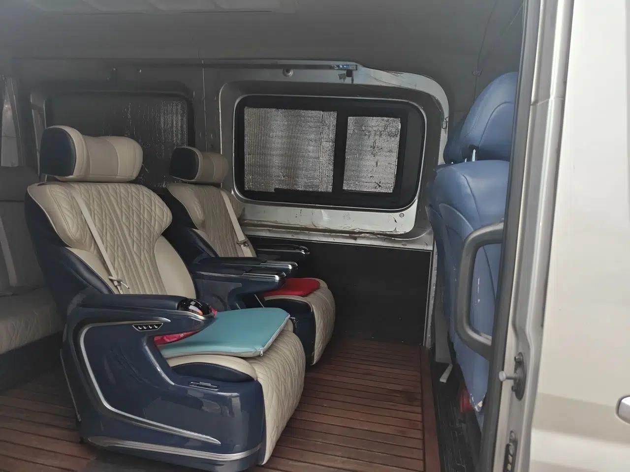 SAIC MAXUS Xintu V90 2019 2.0T Manual ZhiDuXing Rear-Drive Single-Tire Long-Wheelbase High-Roof 7-Seater — миниатюра 17