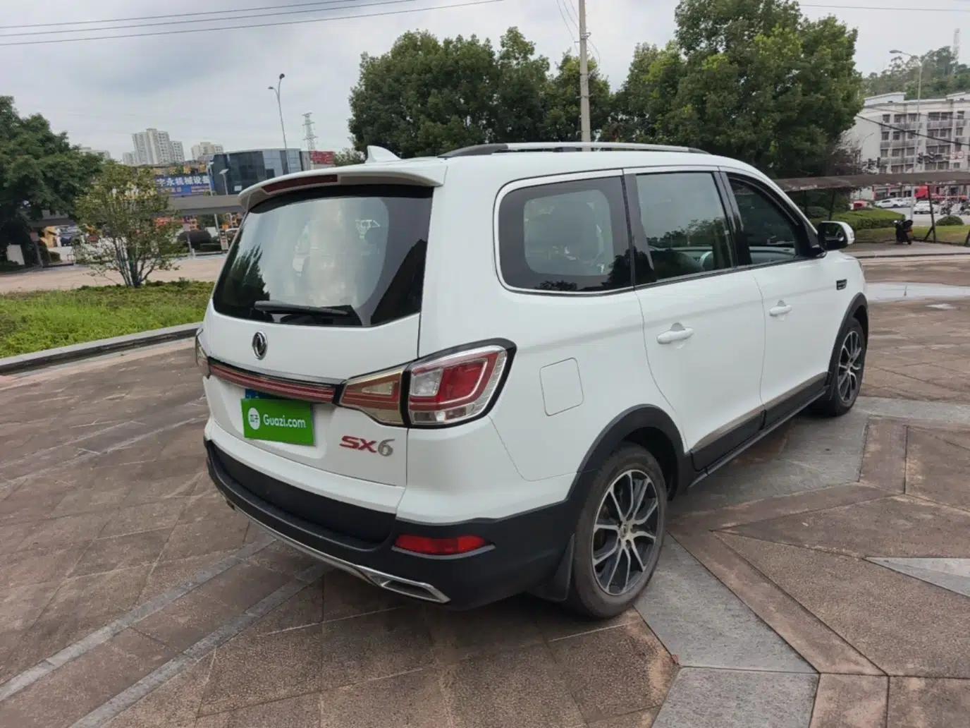 FORTHING SX6 2016 1.6L CVT Luxury Model — миниатюра 6