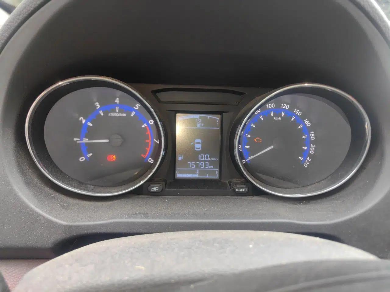 FORTHING SX6 2016 1.6L Manual Luxury Model — миниатюра 11