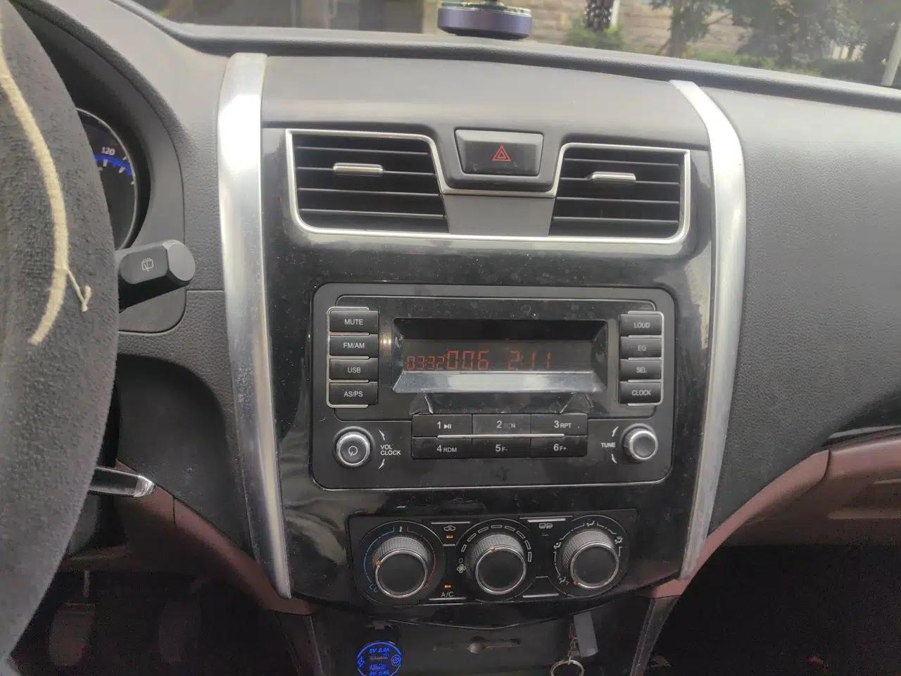 FORTHING SX6 2016 1.6L Manual Luxury Model — миниатюра 13
