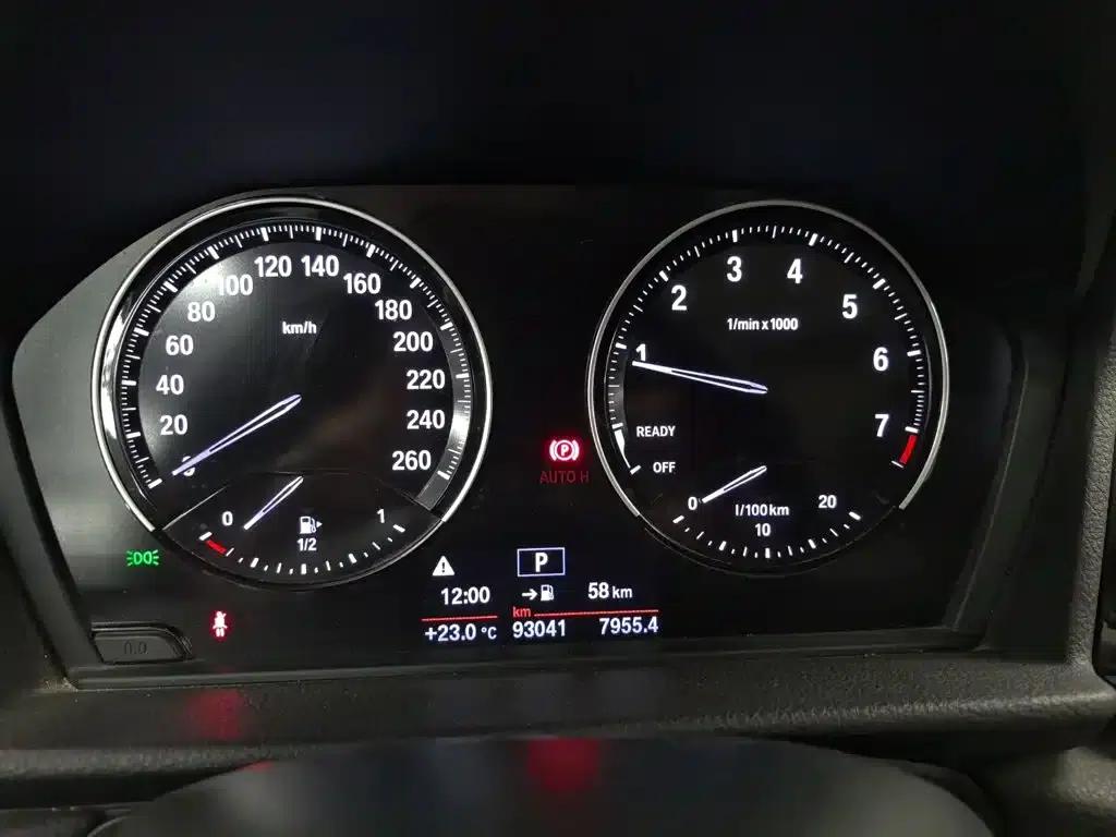 2018 BMW 2 Series Gran Tourer 218i Leading Edition — миниатюра 11