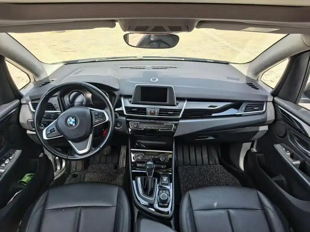 2018 BMW 2 Series Gran Tourer 218i Leading Edition — миниатюра 9