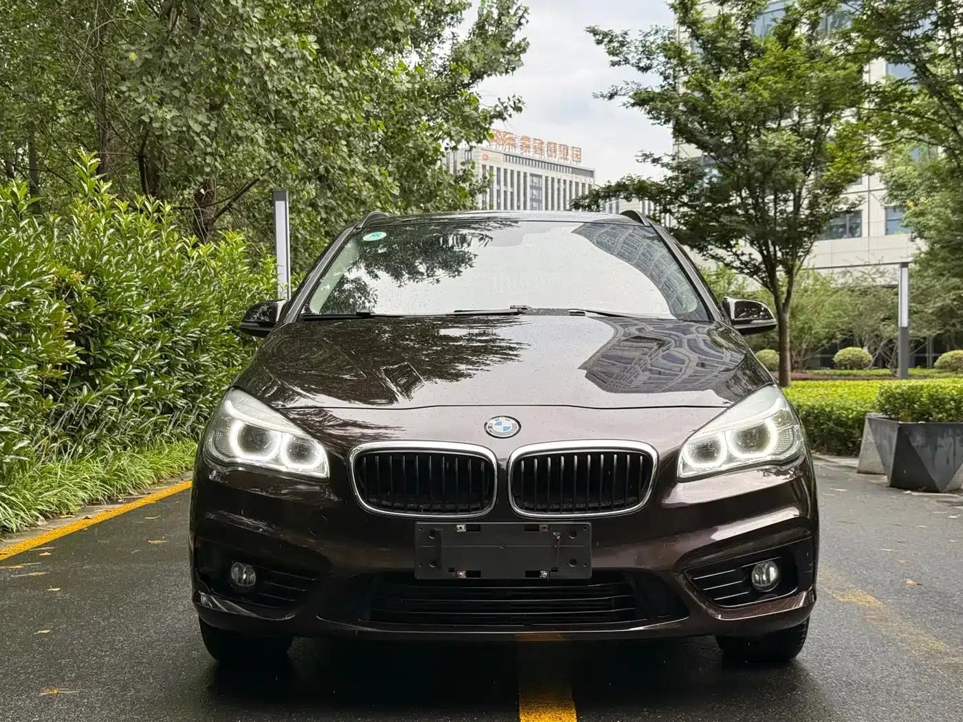 2015 BMW 2 Series Gran Tourer 218i Sport Design Package (Imported) — миниатюра 2