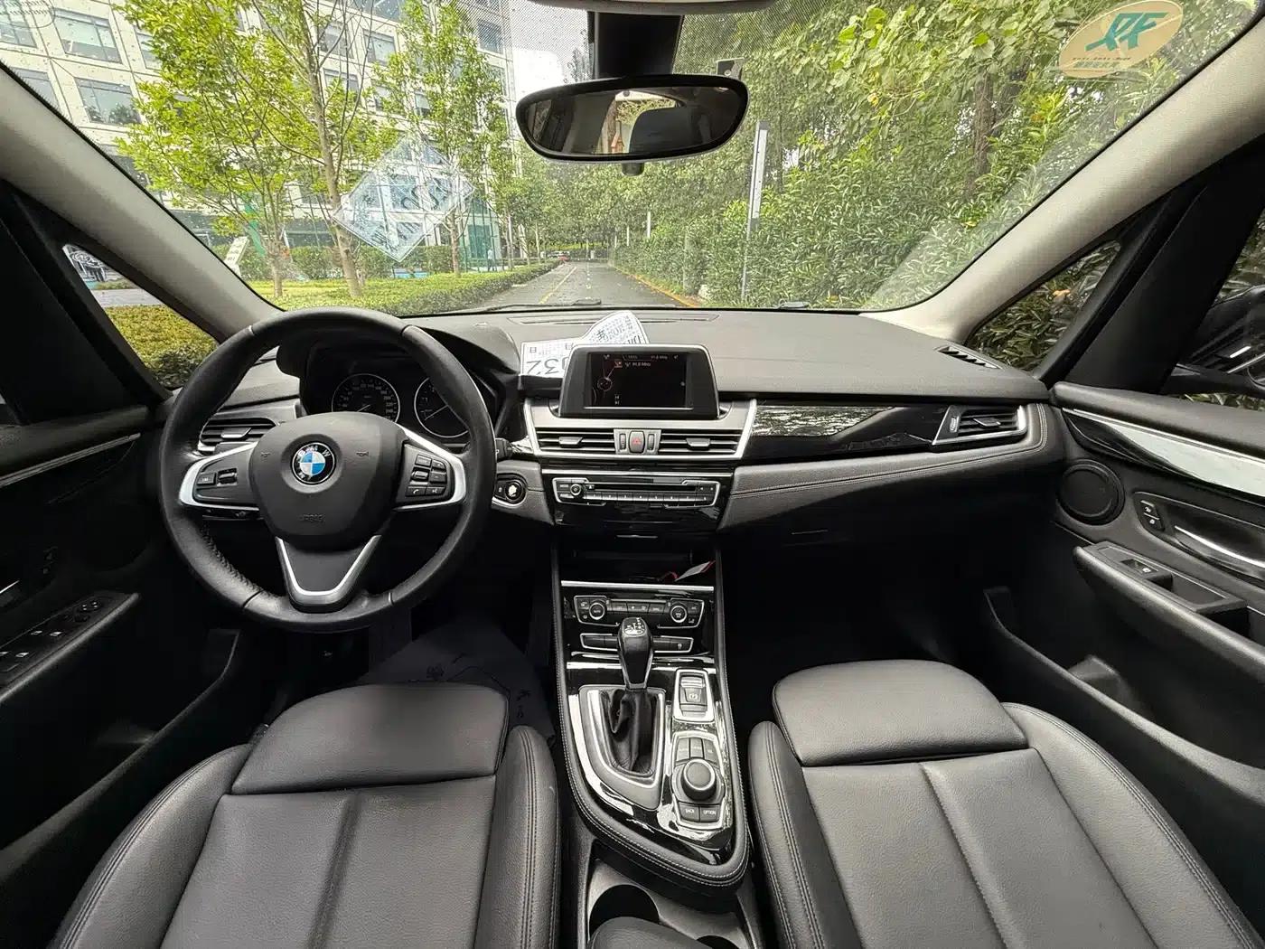 2015 BMW 2 Series Gran Tourer 218i Sport Design Package (Imported) — миниатюра 8
