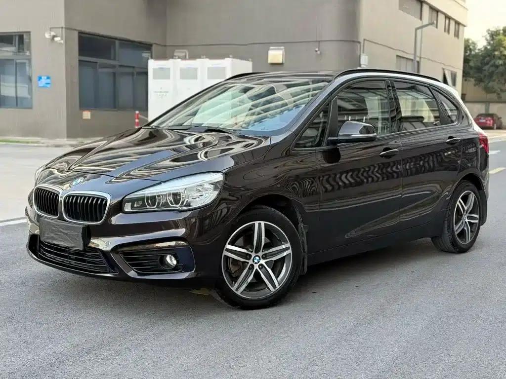 2015 BMW 2 Series Gran Tourer 218i Sport Design Package (Imported) — миниатюра 1