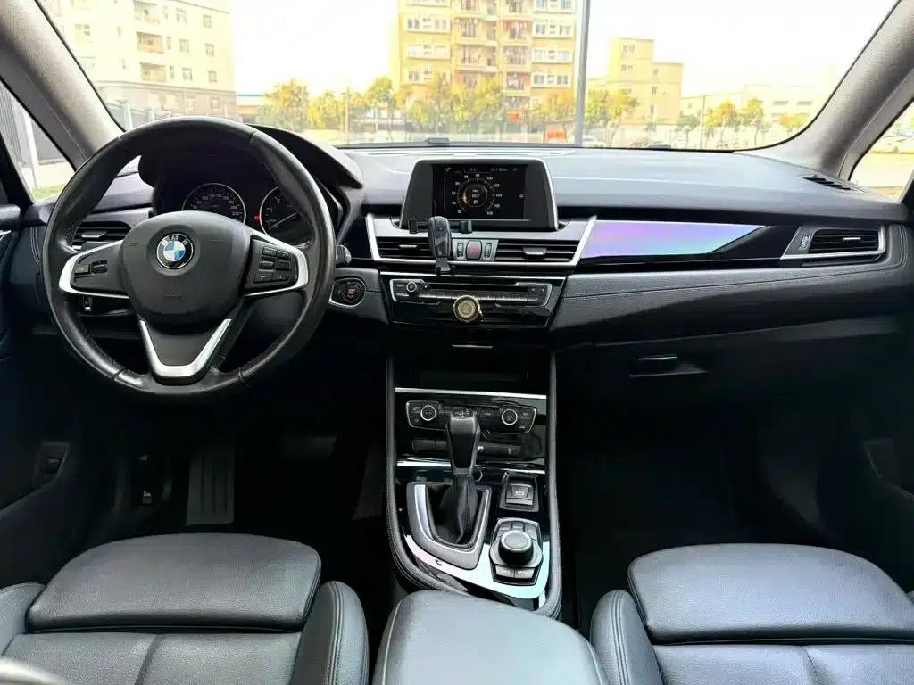 2015 BMW 2 Series Gran Tourer 218i Sport Design Package (Imported) — миниатюра 16