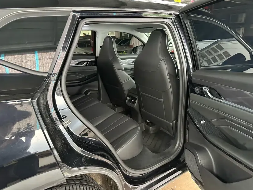 Dongfeng Aeolus Mage 2023 DH-i 1.5T Luxury Edition — миниатюра 36