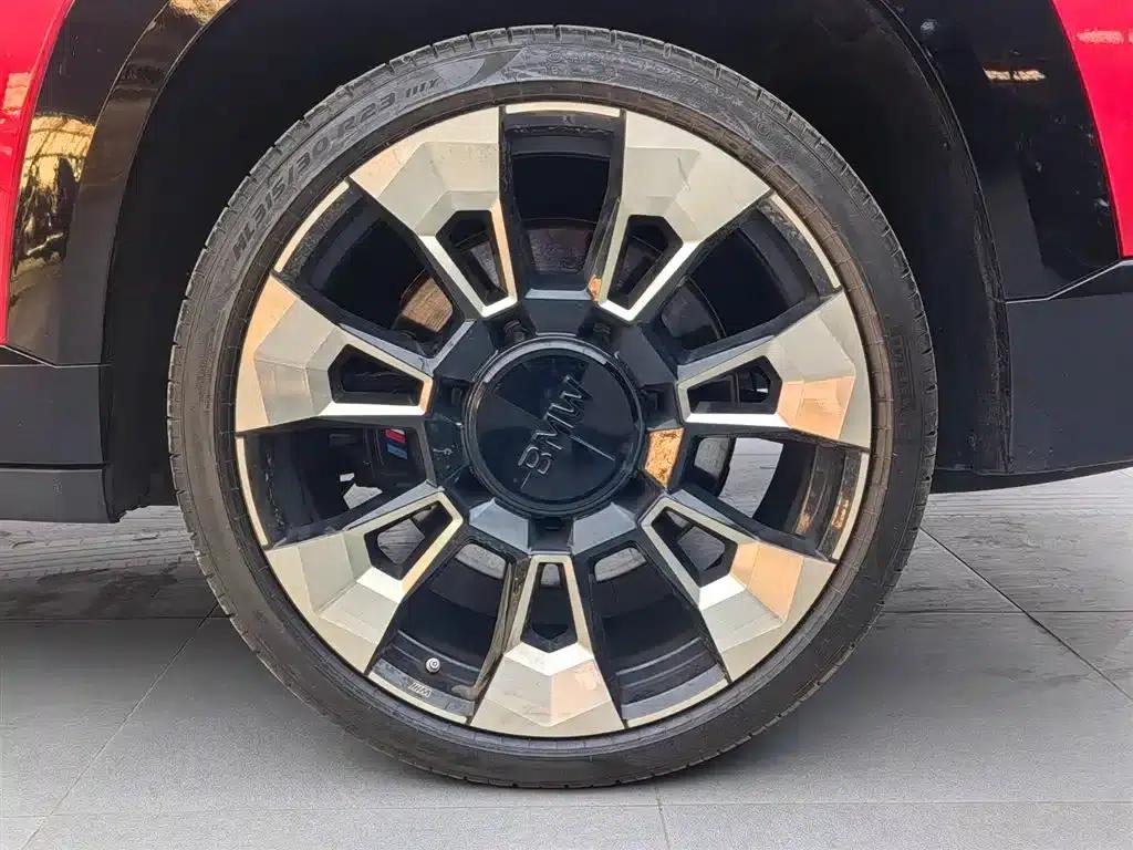BMW XM 2023 Base Model — миниатюра 18
