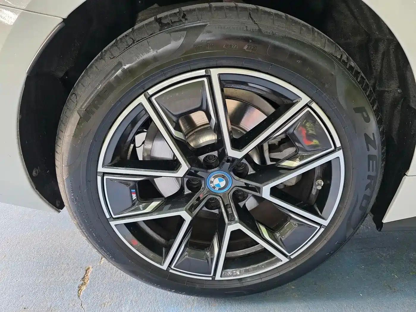 BMW i4 2022 eDrive40 — миниатюра 12