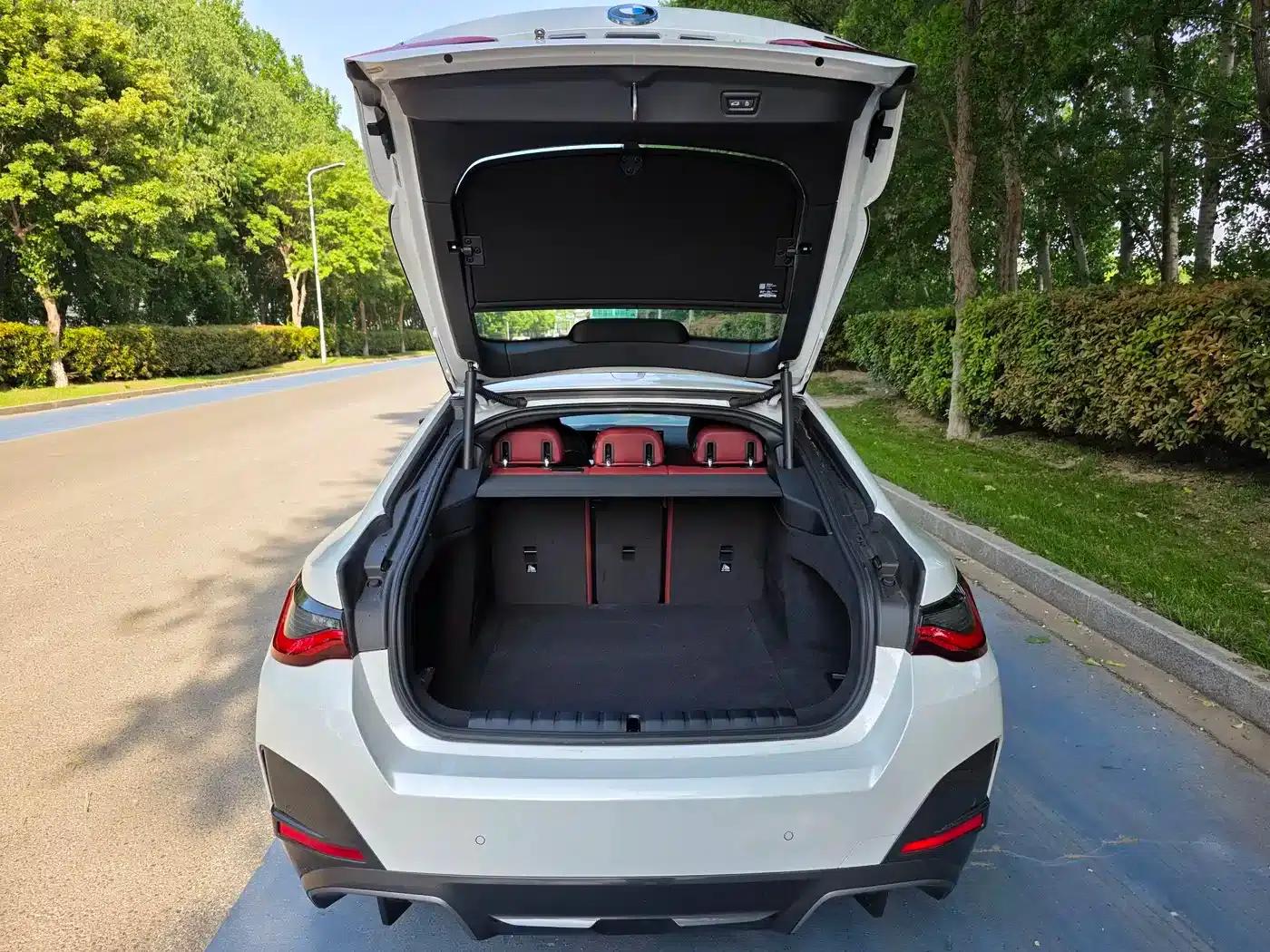 BMW i4 2022 eDrive40 — миниатюра 13