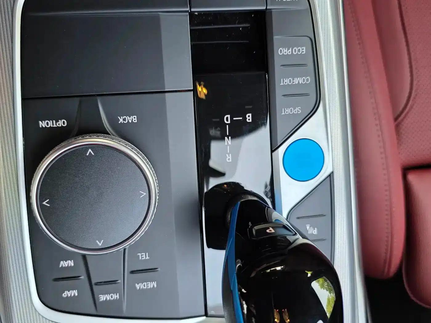 BMW i4 2022 eDrive40 — миниатюра 10