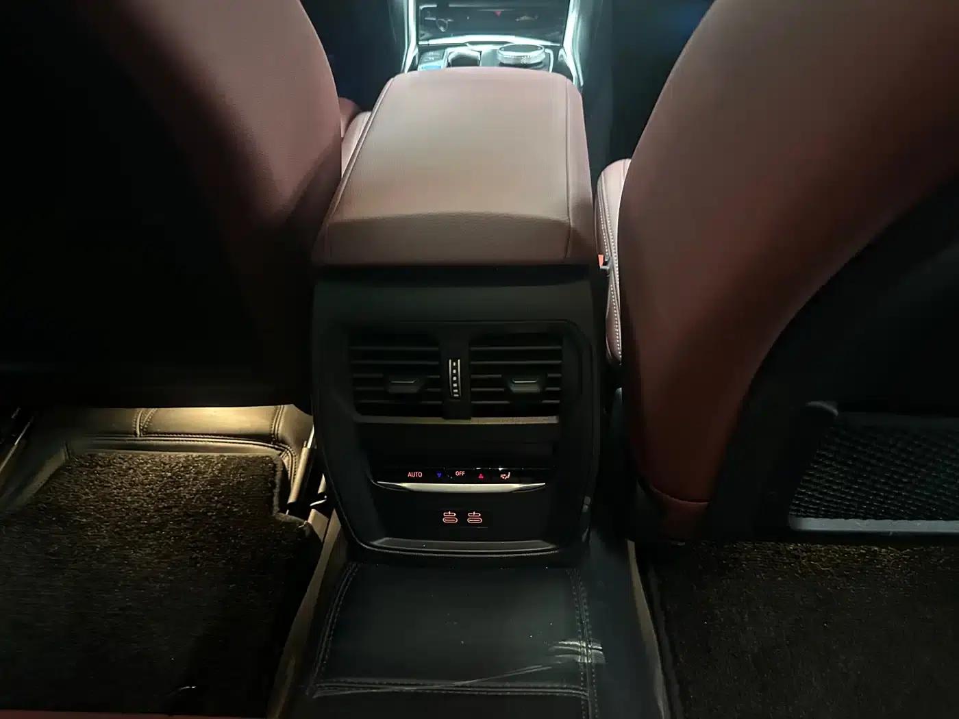 BMW i4 2023 eDrive35 — миниатюра 13