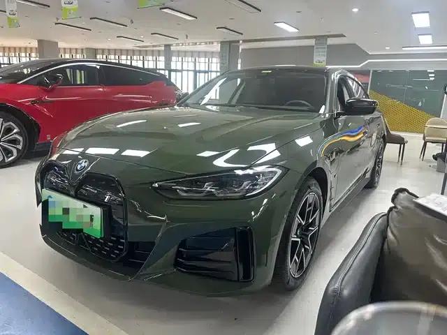 BMW i4 2023 eDrive35