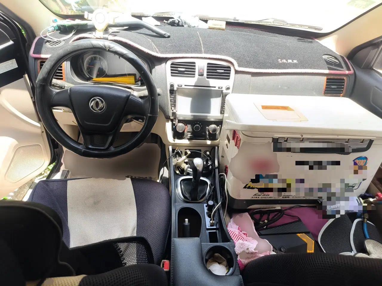 Dongfeng Fengon 330 2014 1.5L Manual Utility Version DK15 — миниатюра 9