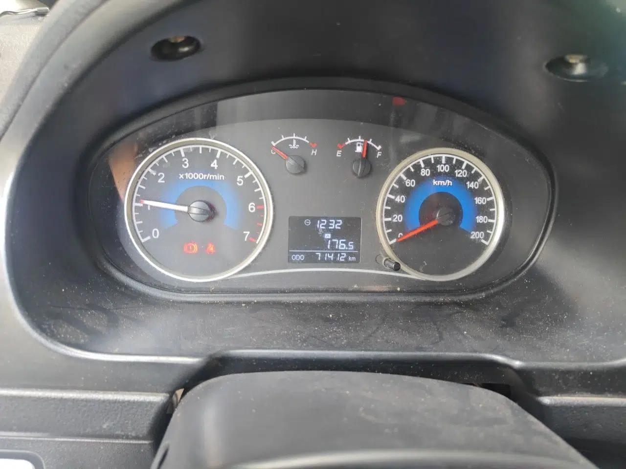 Dongfeng Fengon 330 2014 1.5L Manual Utility Version DK15 — миниатюра 11