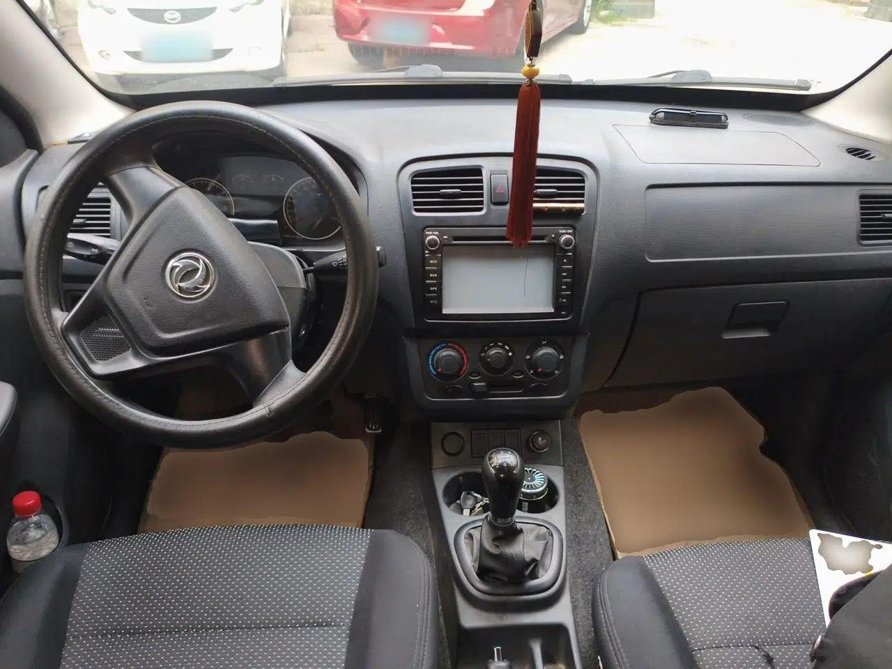 Dongfeng Fengon 330 2014 1.5L Manual Standard Edition DK15-02 — миниатюра 9