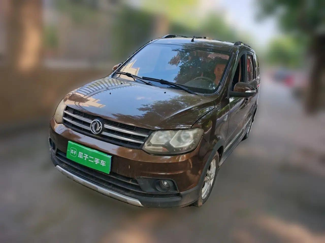 Dongfeng Fengon 360 2015 1.5L Manual Luxury 7-Seater China V Emission Standard — миниатюра 1