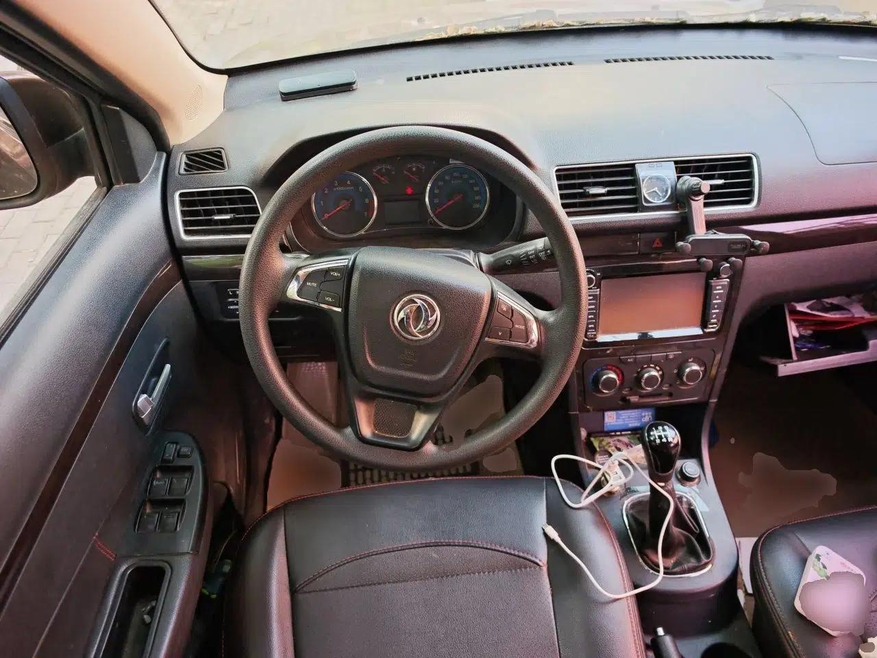 Dongfeng Fengon 360 2015 1.5L Manual Luxury 7-Seater China V Emission Standard — миниатюра 10