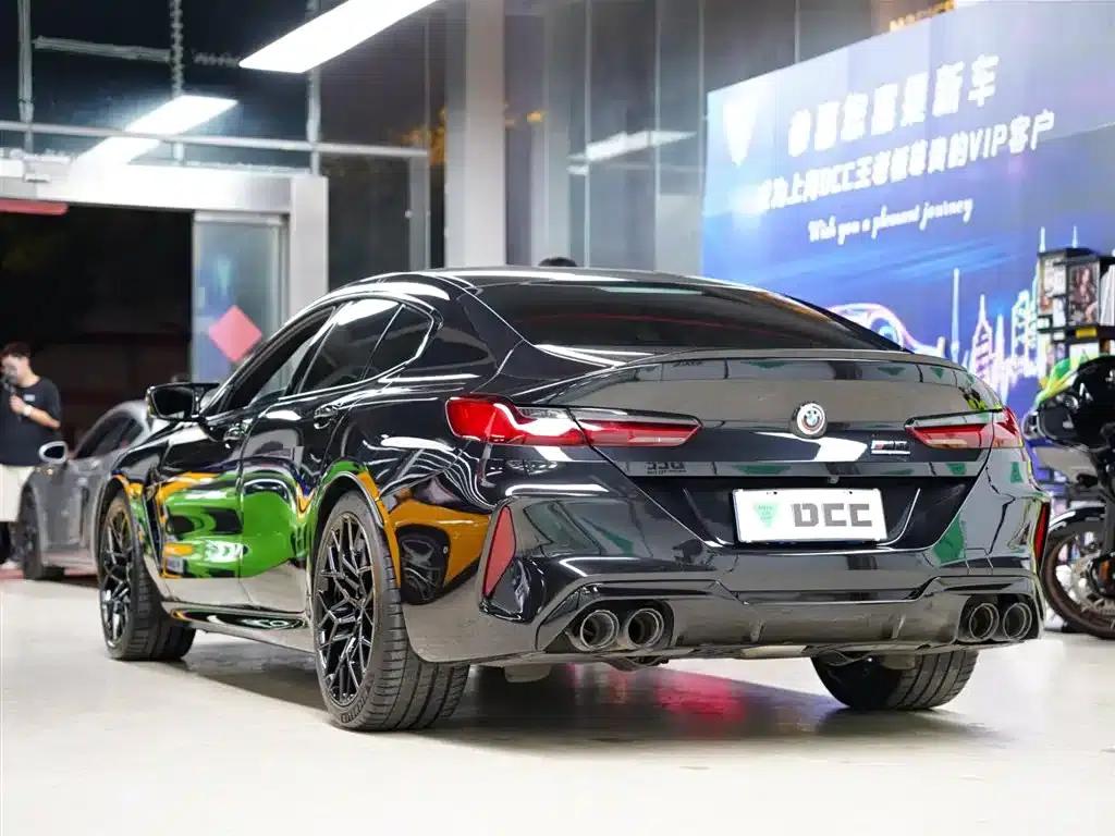 2022 BMW M8 Competition — миниатюра 2