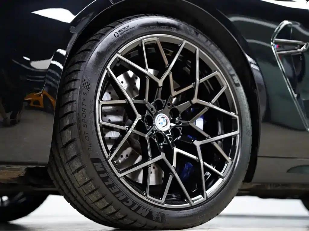 2022 BMW M8 Competition — миниатюра 19