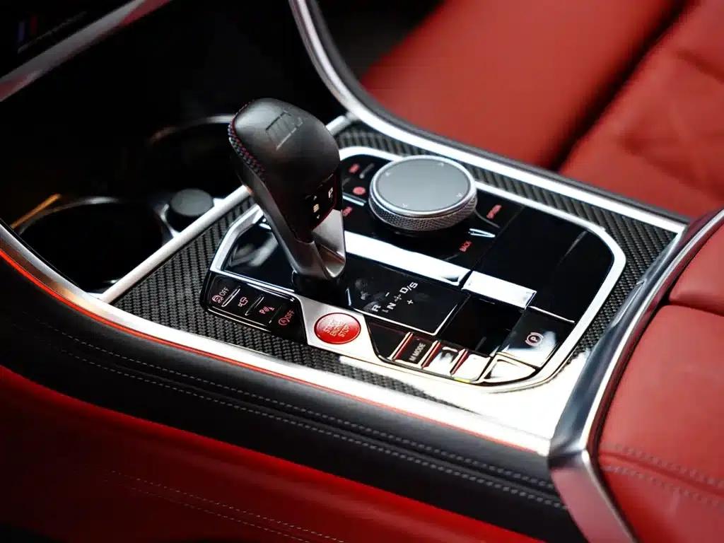 2022 BMW M8 Competition — миниатюра 33