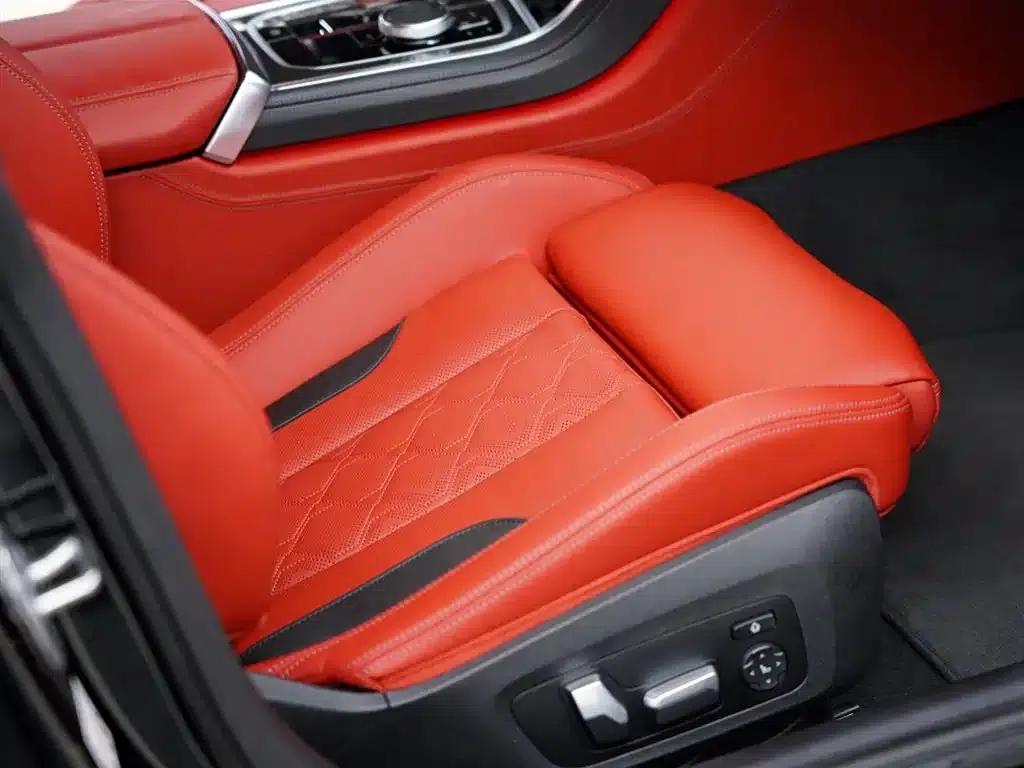 2022 BMW M8 Competition — миниатюра 36