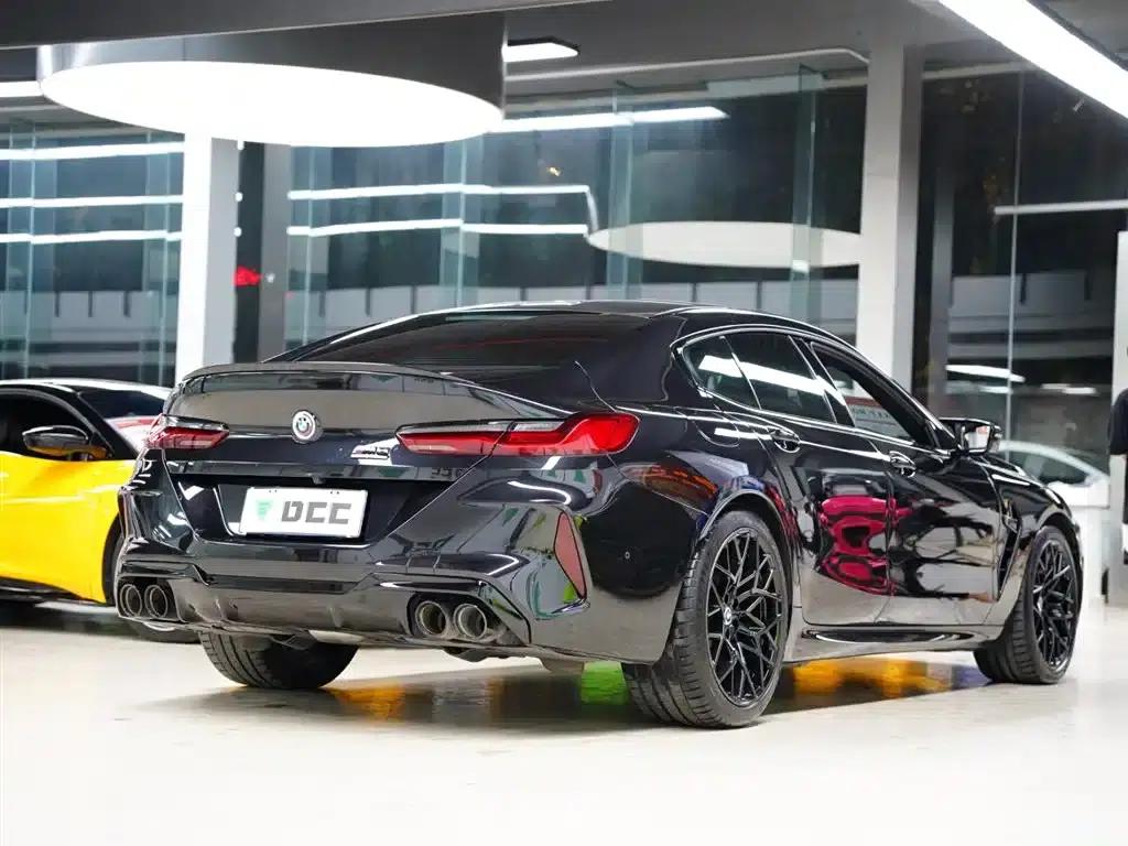 2022 BMW M8 Competition — миниатюра 9