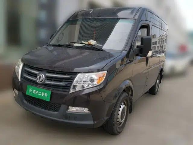 Dongfeng Yufeng Dongfeng Yufeng 2016 2.5T manual diesel, short wheelbase, medium roof (6 seats)