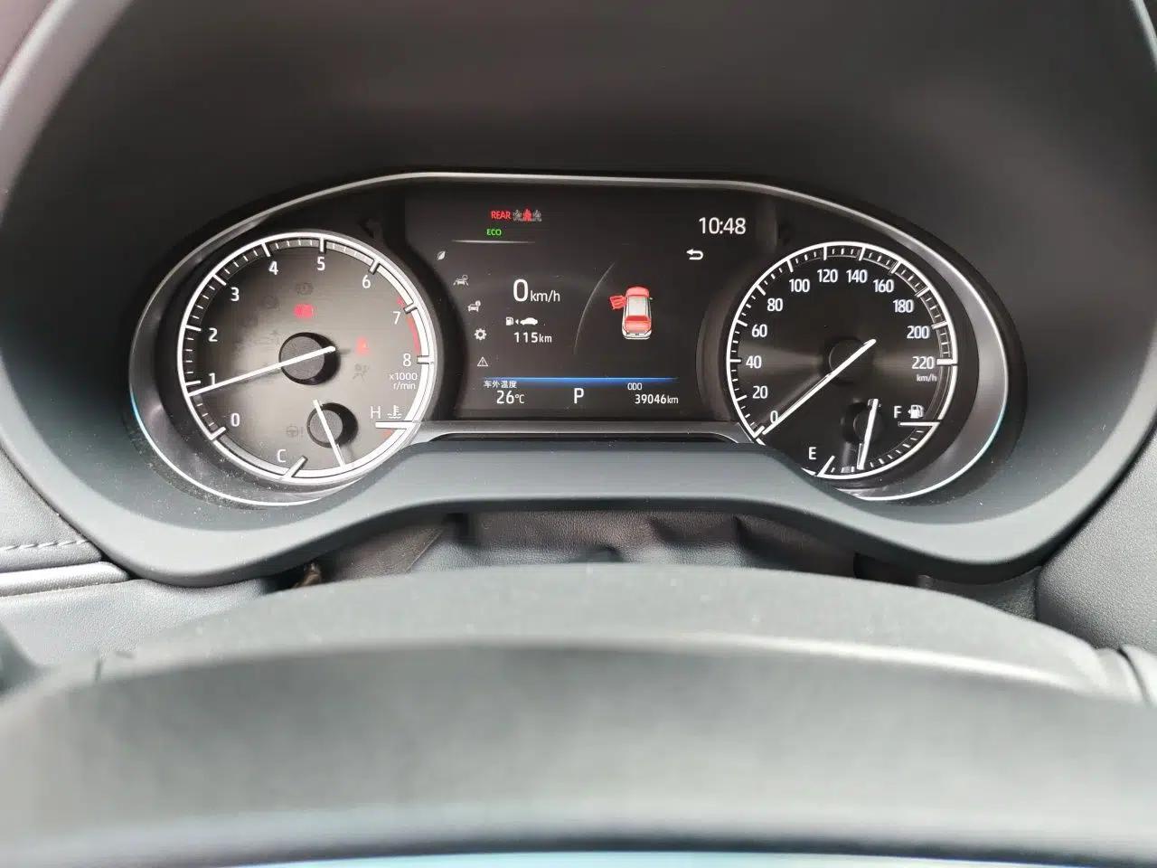 Toyota Venza 2022 2.0L CVT Two-Wheel Drive Luxury Edition — миниатюра 12